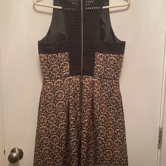 Beautiful H&M size 8 dress - Picture 4 of 6